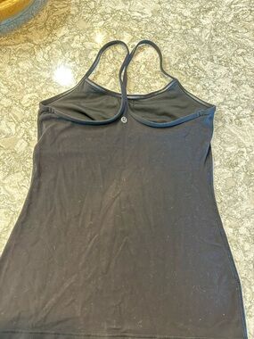 Lululemon black  top Sz 8
